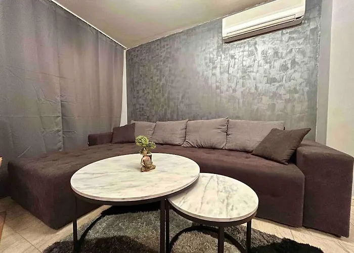 By The Sea Apartament *