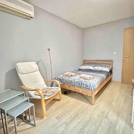 By The Sea Apartment *