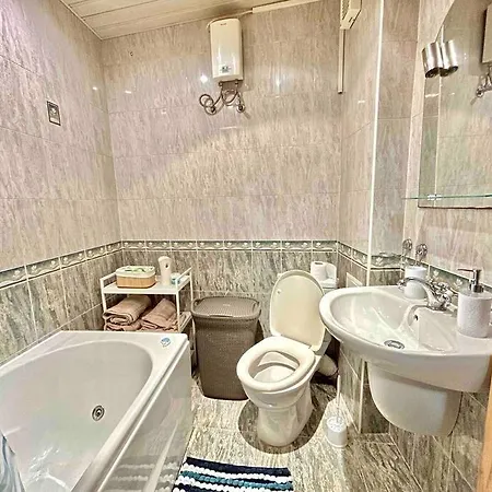 By The Sea Apartment *